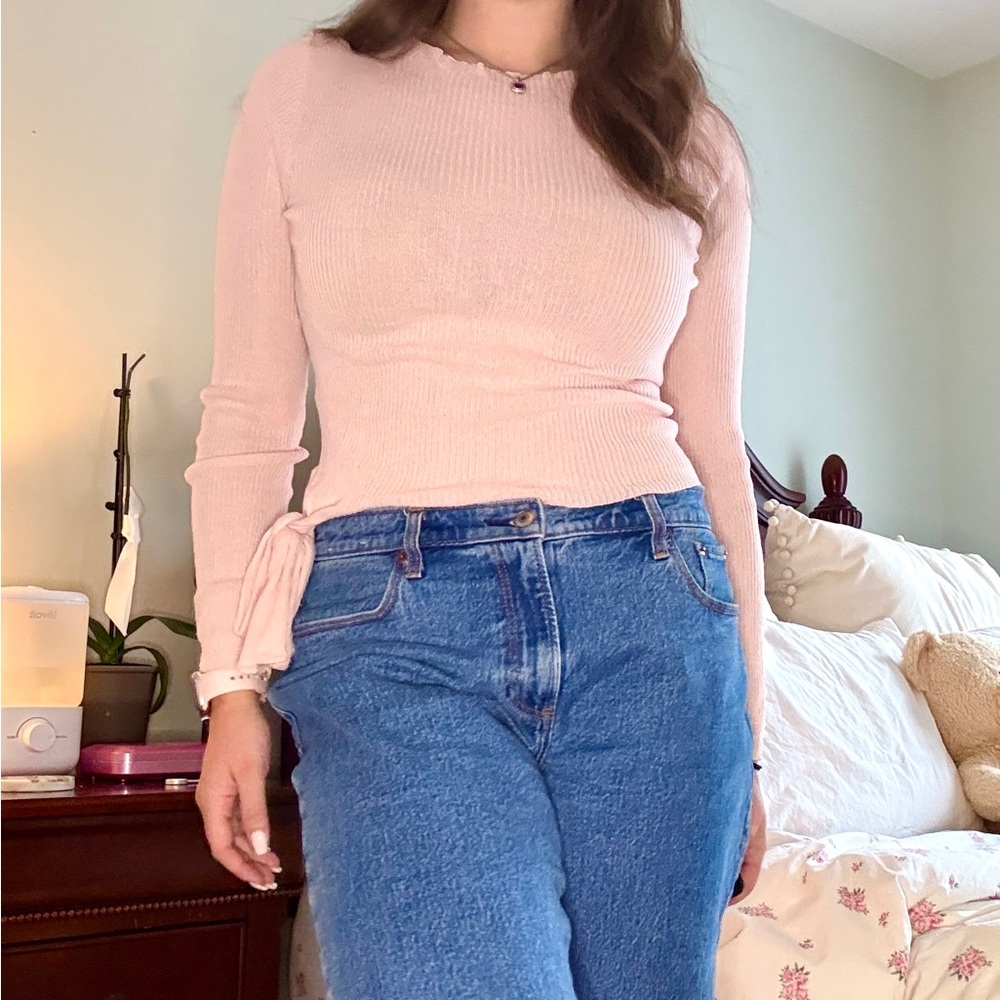 AU10/US8 Pink blouse with side bow tie
